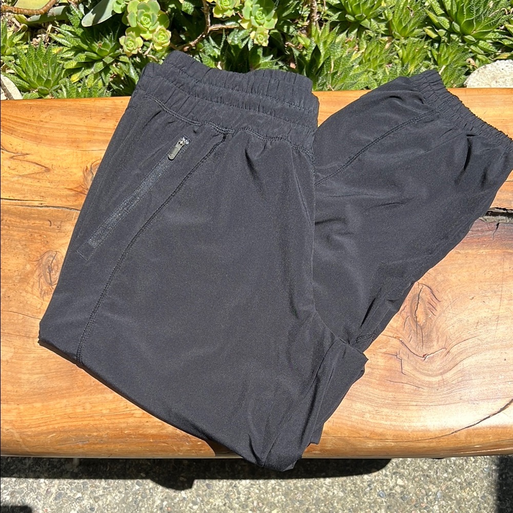 Zella Out and About 2 Crop Jogger Pants Black M